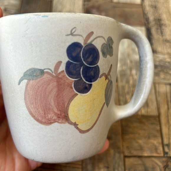 Country Harvest by Chatham Potters Fruit Design Set of 4: 2 bowls, 2 mugs - Picture 13 of 16